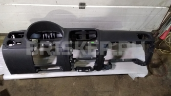 Торпедо (парприз) на Фольксваген Поло Mk5 Седан 6RU857003L