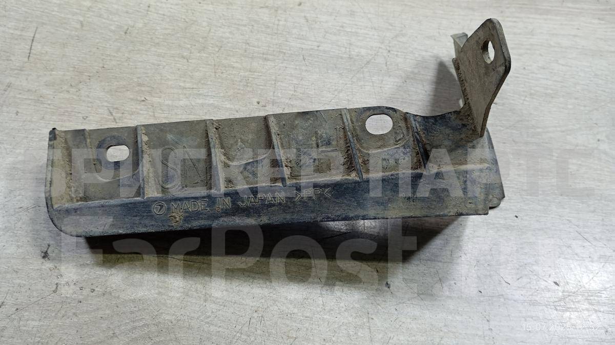 Кронштейн крепления заднего бампера левый на Субару Импреза 2 поколение (GG,GD /G11) 57731FE380