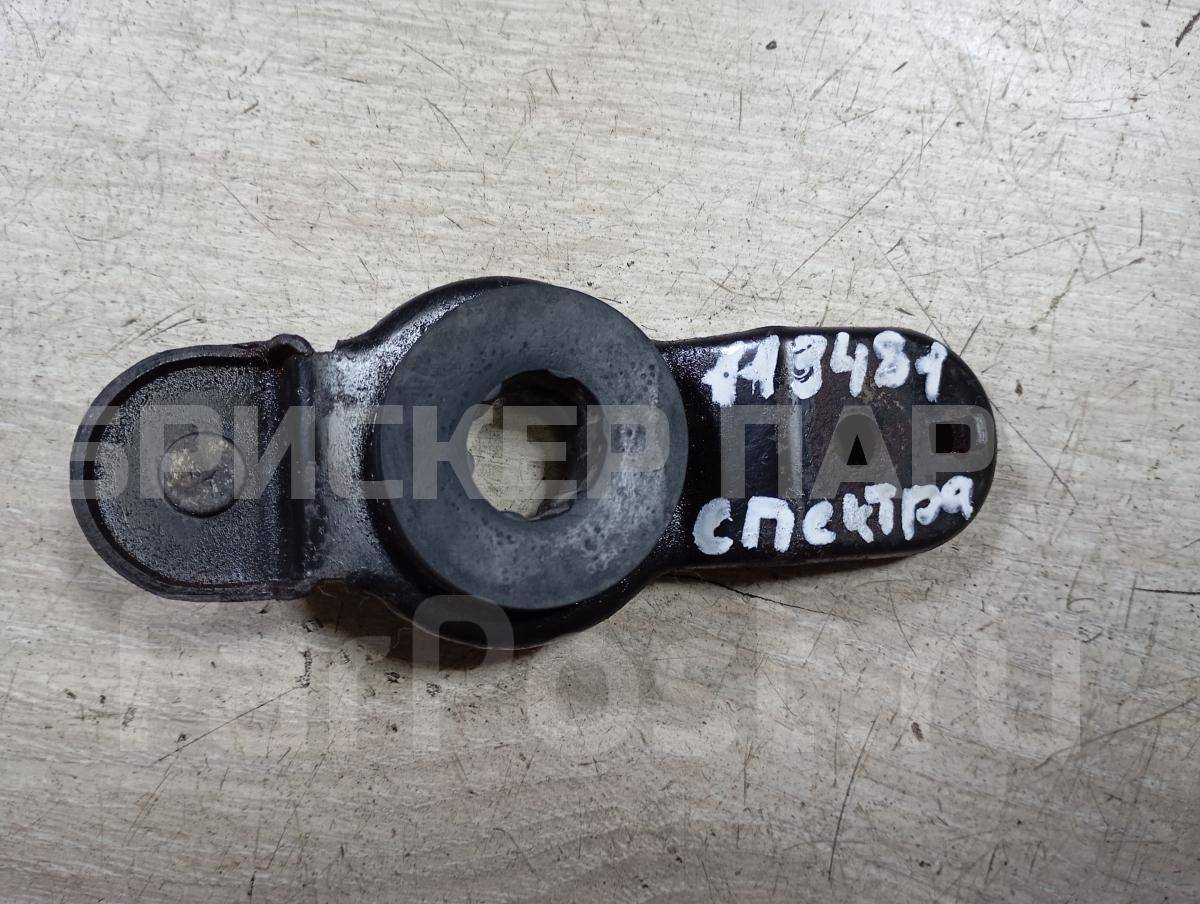 Кронштейн крепления радиатора охлаждения двигателя верхний для Киа Спектра 1 поколение SD 0K2A115240D