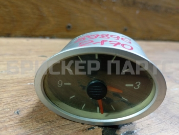 Часы на ВАЗ Лада Приора 2170, 2171, 2172 21700380401000