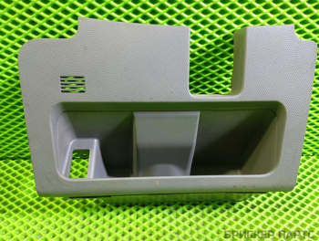 Ящик передней консоли для Ниссан Куб 2 поколение (Z11) 689623U100