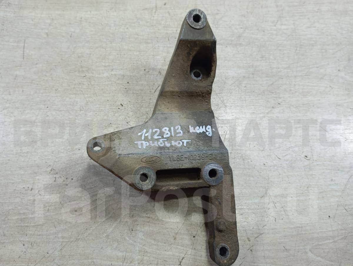 Кронштейн крепления компрессора кондиционера для Мазда Трибьют 1 серия EP AJ0318371