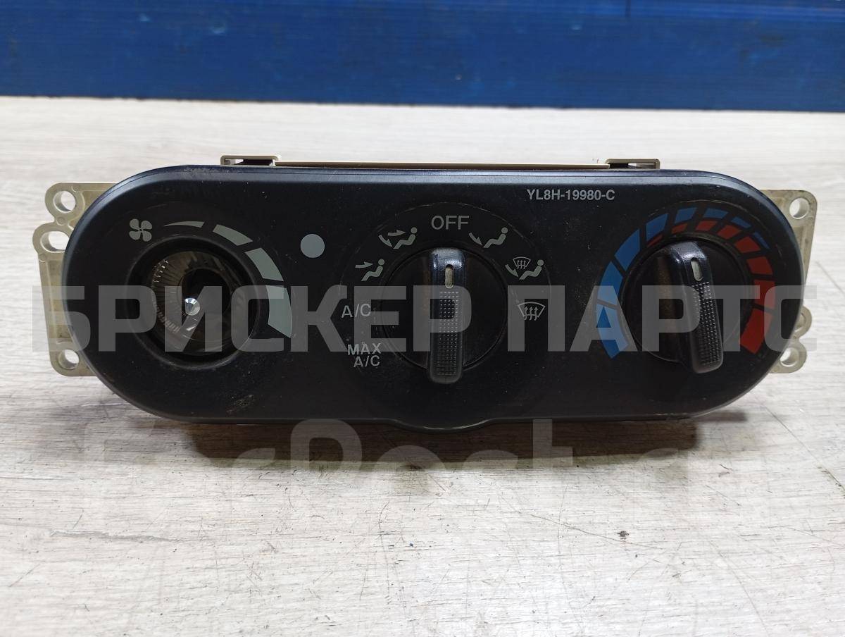 Блок управления отопителем, печкой. для Мазда Трибьют 1 серия EP YL8H19980C