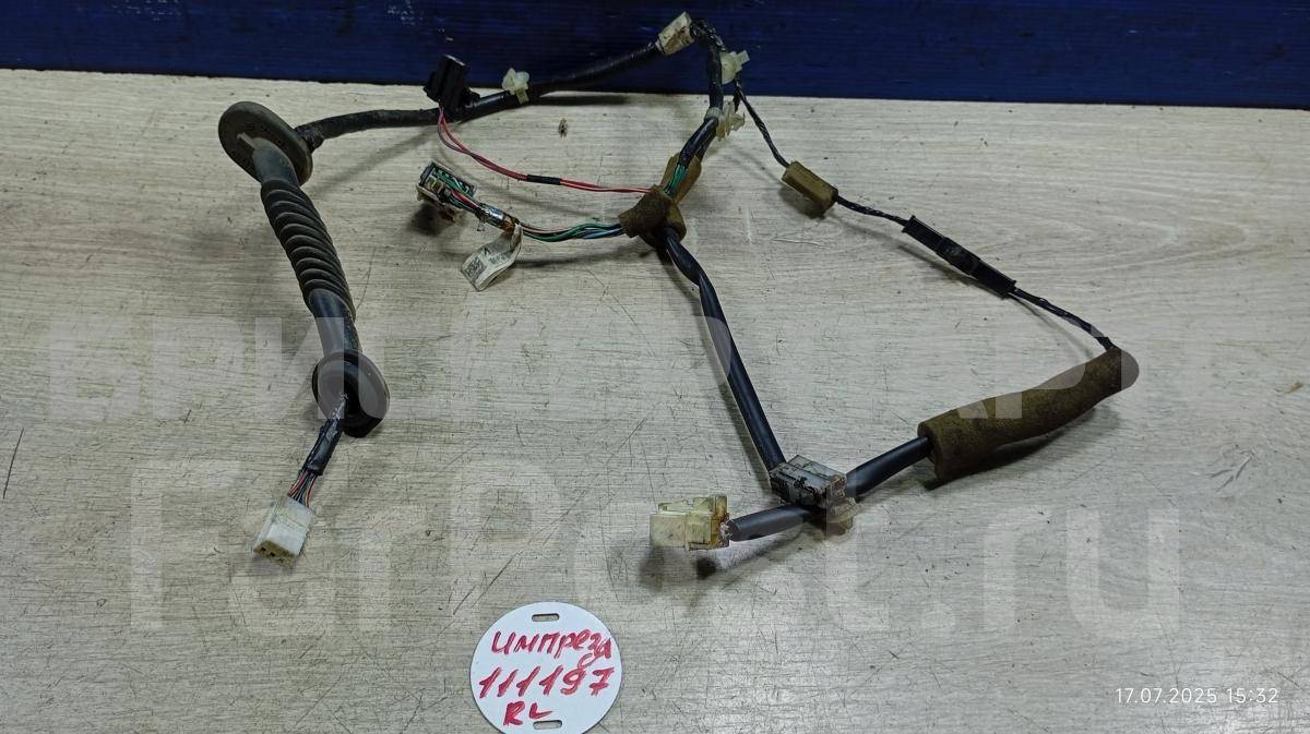 Проводка (коса, жгут) задней левой двери для Субару Импреза 2 поколение (GD/GG, G11) 81822FE080