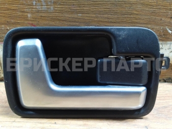 Ручка открывания двери задней правой (внутренняя) на Ленд Ровер Дискавери 3 поколение FVC500126XXX