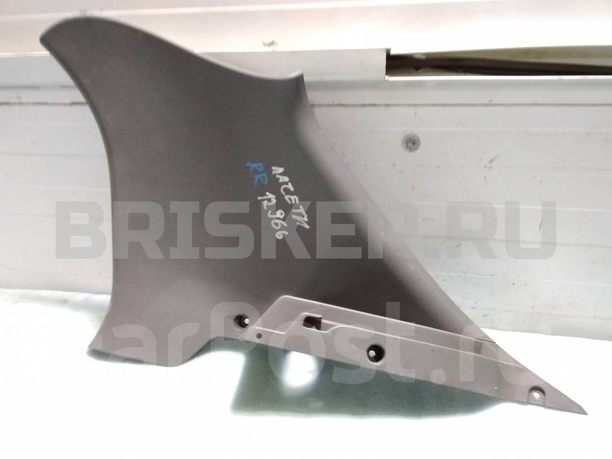 Облицовка стойки (обивка, накладка, обшивка) задней правой на Шевроле Лачетти J200