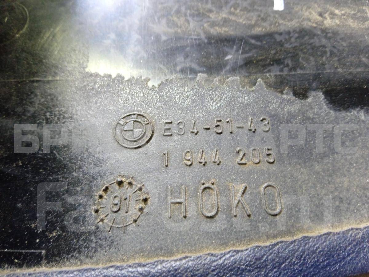 Облицовка стойки центральной левой на БМВ 5 серия E34 51431944205