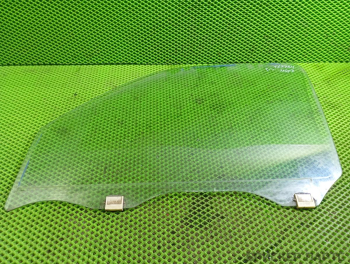 Стекло двери водительской, передней левой (боковое, опускное) для Ниссан Марч 2 поколение K11 8030194B11