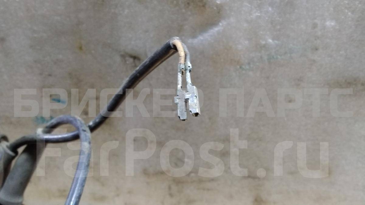 Кулак задний левый на Хендай Соната 4 поколение (EF)