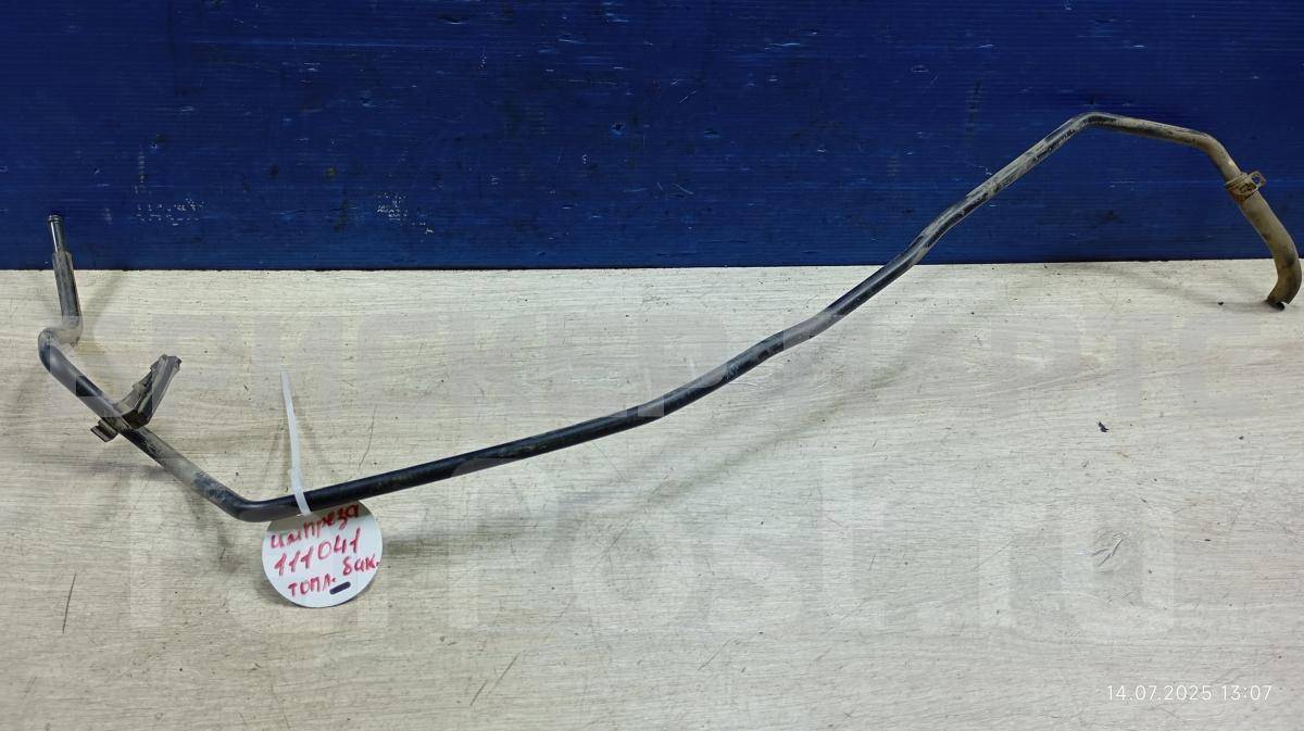 Трубка топливная (топливопровода, бензопровода) на Субару Импреза 2 поколение (GG,GD /G11) 42068FE060