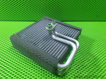 Испаритель (Радиатор салонный) кондиционера для Шевроле Авео T300 95018026