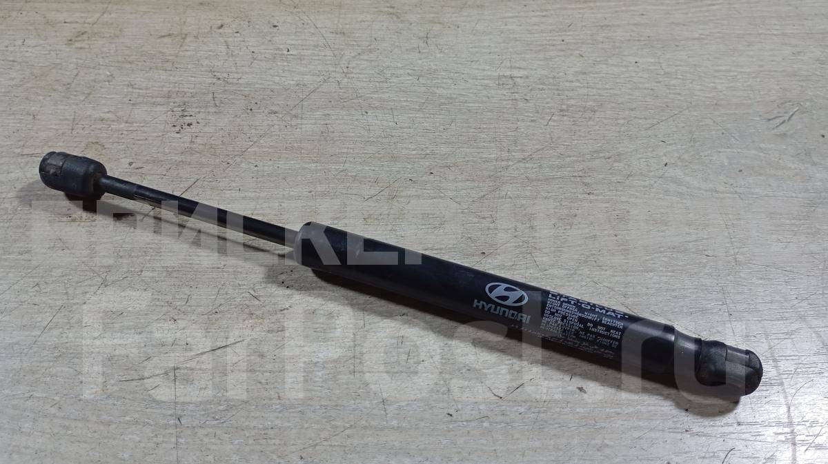 Амортизатор багажника левый на Хендай Соната 4 рестайл. EF