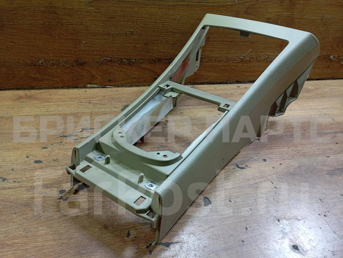 Центральный тоннель передняя часть на Ниссан Тиида 1 поколение C11 96910EE90A