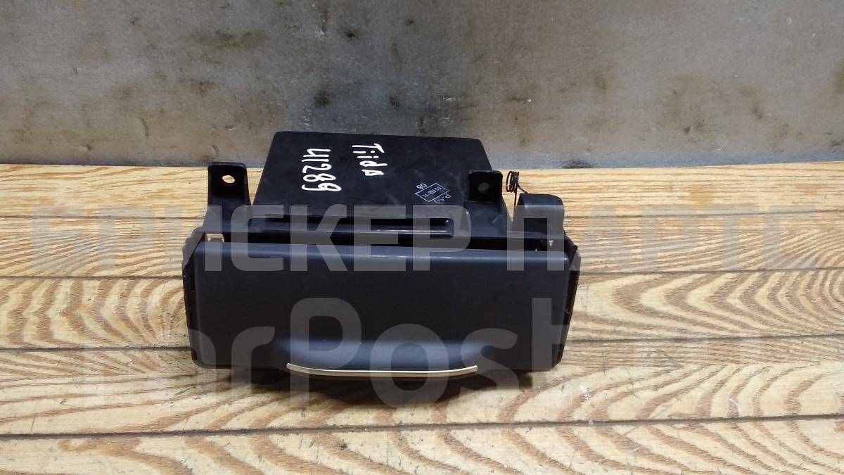 Ящик передней консоли на Ниссан Тиида С11 68275EM31A