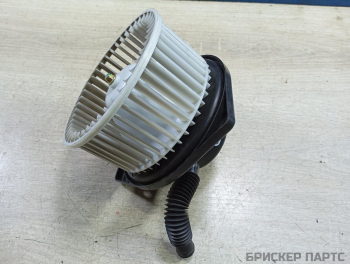 Моторчик печки (вентилятор, мотор, двигатель отопителя) для Сузуки Гранд Витара 2 поколение