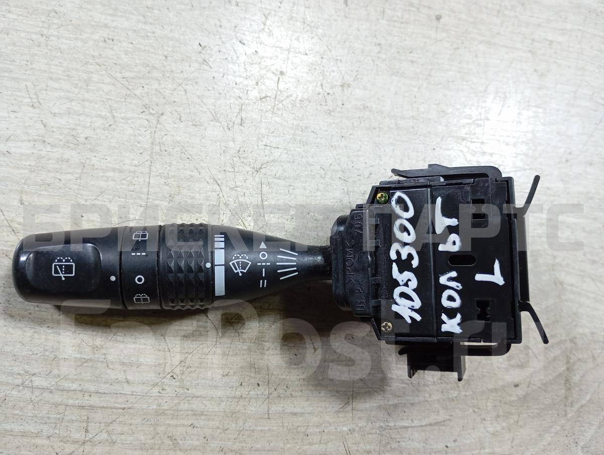 Переключатель подрулевой левый на Митсубиси Кольт VI (Z20) 8612A007