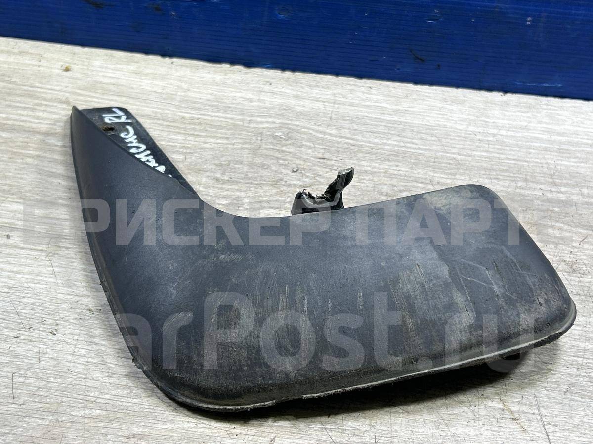 Брызговик задний левый на Тойота Авенсис II (T250) PZ416T996000