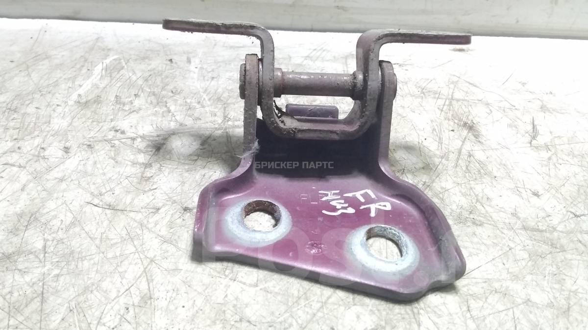 Петля двери передней правой нижняя на Дэу Матиз M100, M150