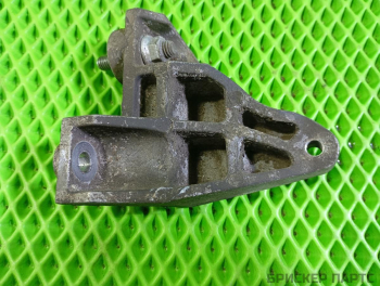 Кронштейн крепления генератора для Шевроле Авео 1 поколениеT200 96892600