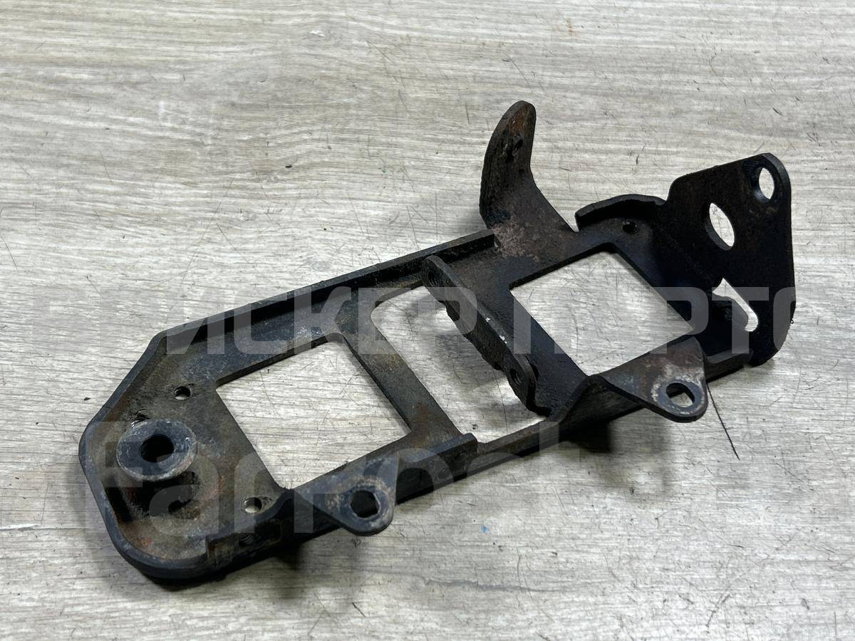 Кронштейн катушки зажигания на Хендай Санта Фе 1 поколение (SM) 2730137115