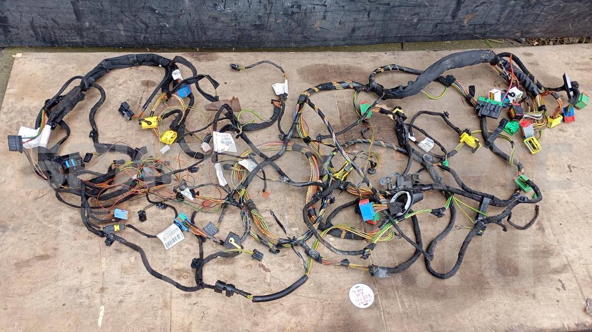 Проводка салонная (коса, жгут салона) на Пежо 308