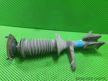 Амортизатор передний правый (стойка) для Ленд Ровер Фрилендер I поколение рестайлинг