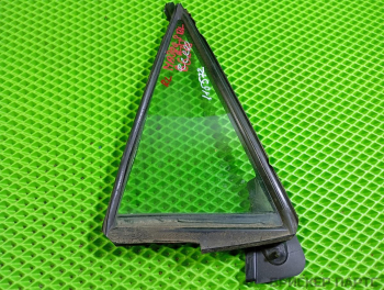 Стекло двери задней левой (форточка) для Мазда 3 2 (BL)