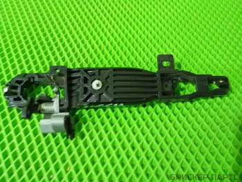 Кронштейн ручки правой передней пассажирской двери (опора основание) для Мазда 6 2 поколение (GH)