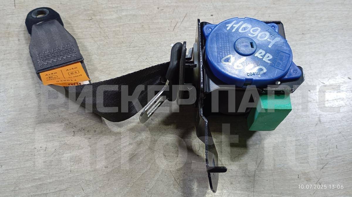 Ремень безопасности задний правый на Шевроле Авео 1 поколение T250 96428895