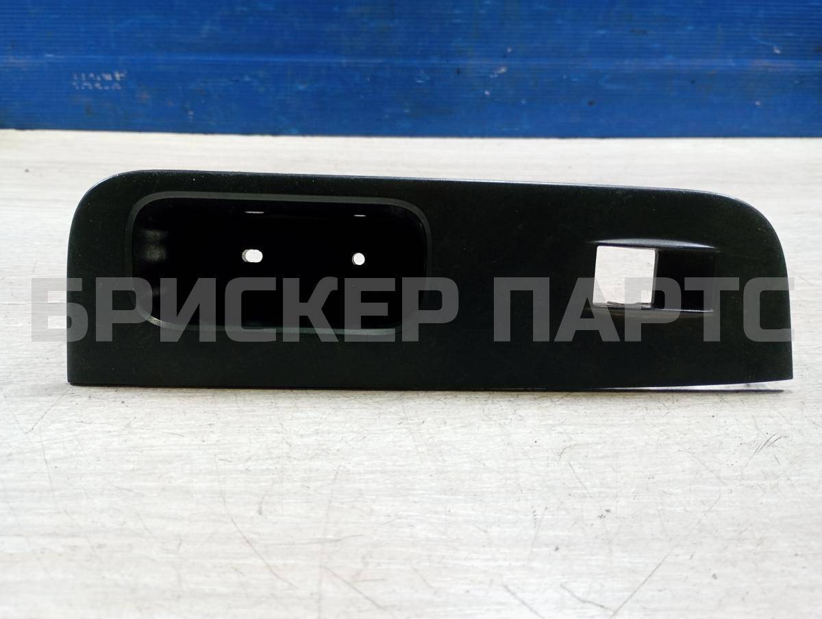 Ручка двери пассажирской (передней правой) на ВАЗ Лада Приора 2170, 2171, 2172 21706102186