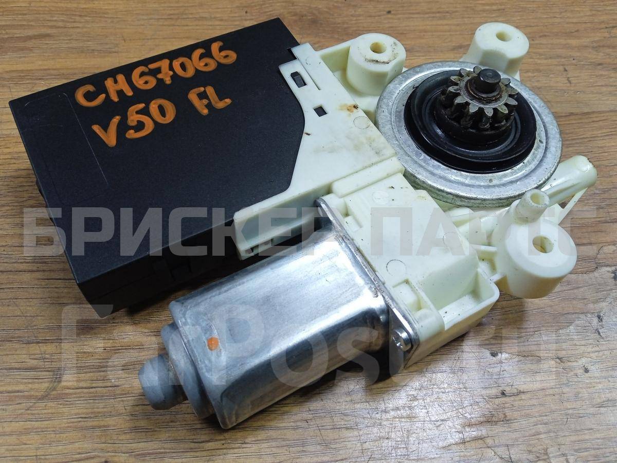 Моторчик стеклоподъемника передний левый на Вольво V50 992745100