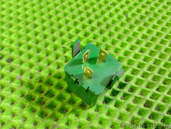 Реле поворотов (поворотников, повторителей) для Хендай Лантра 2 поколение (J2/J3)