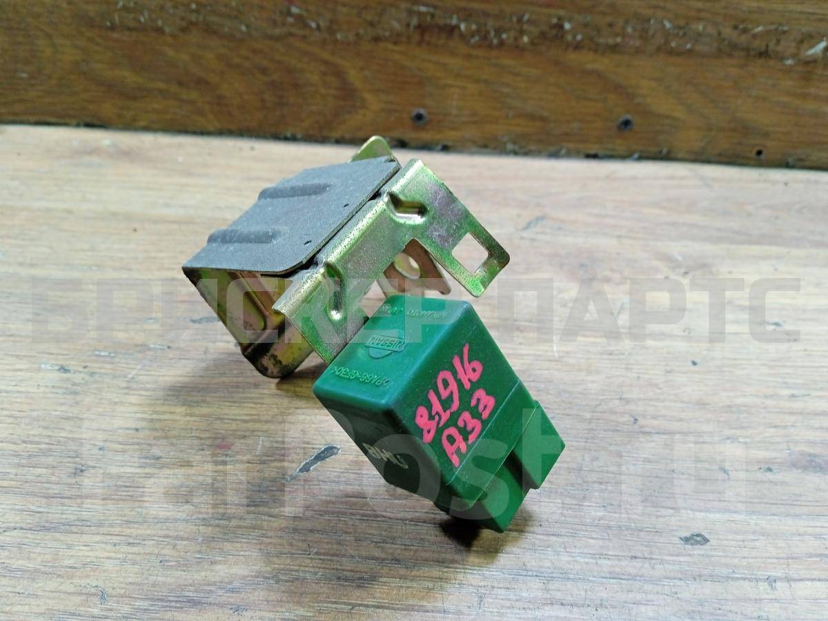 Реле-регулятор напряжения на Ниссан Максима A33 28531C9900