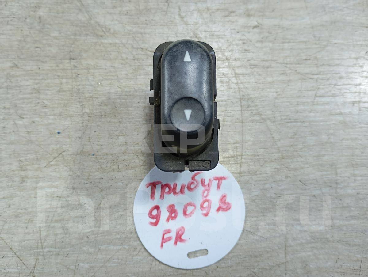 Кнопка, клавиша стеклоподъемника передняя правая для Мазда Трибьют 1 серия EP EC0166370