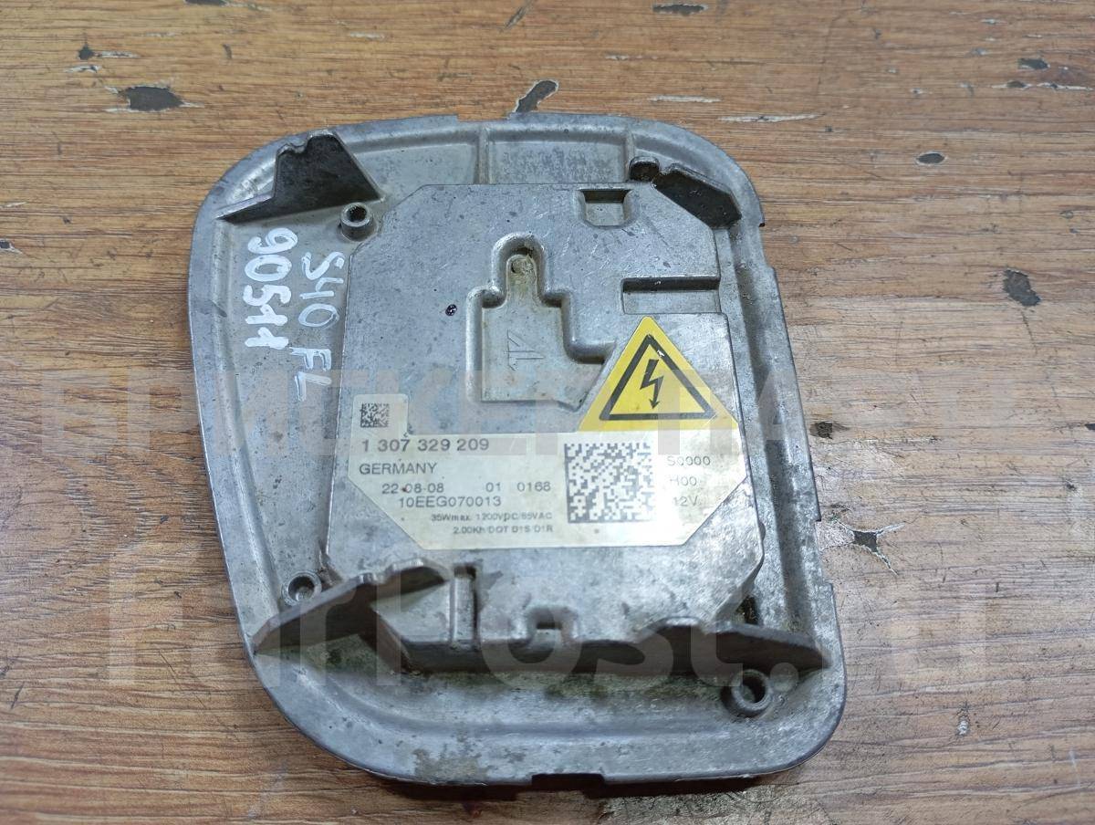 Крышка передней фары левая на Вольво S40 2 поколение рестайлинг