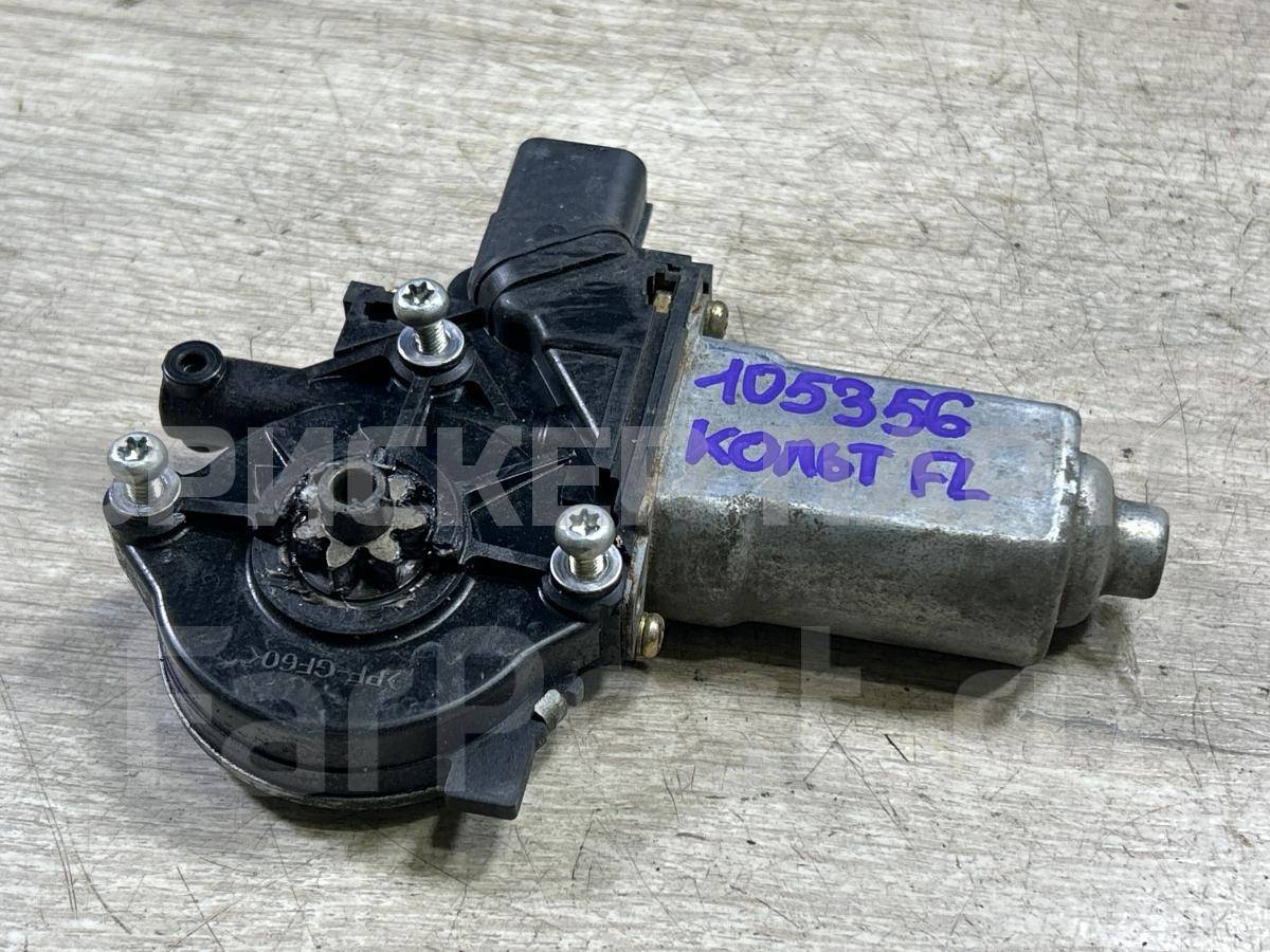 Моторчик стеклоподъемника передний левый на Митсубиси Кольт VI (Z20) MN105471