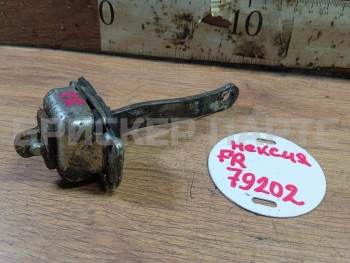 Ограничитель двери на Дэу Нексия 1 поколение N150 рестайлинг 90245295