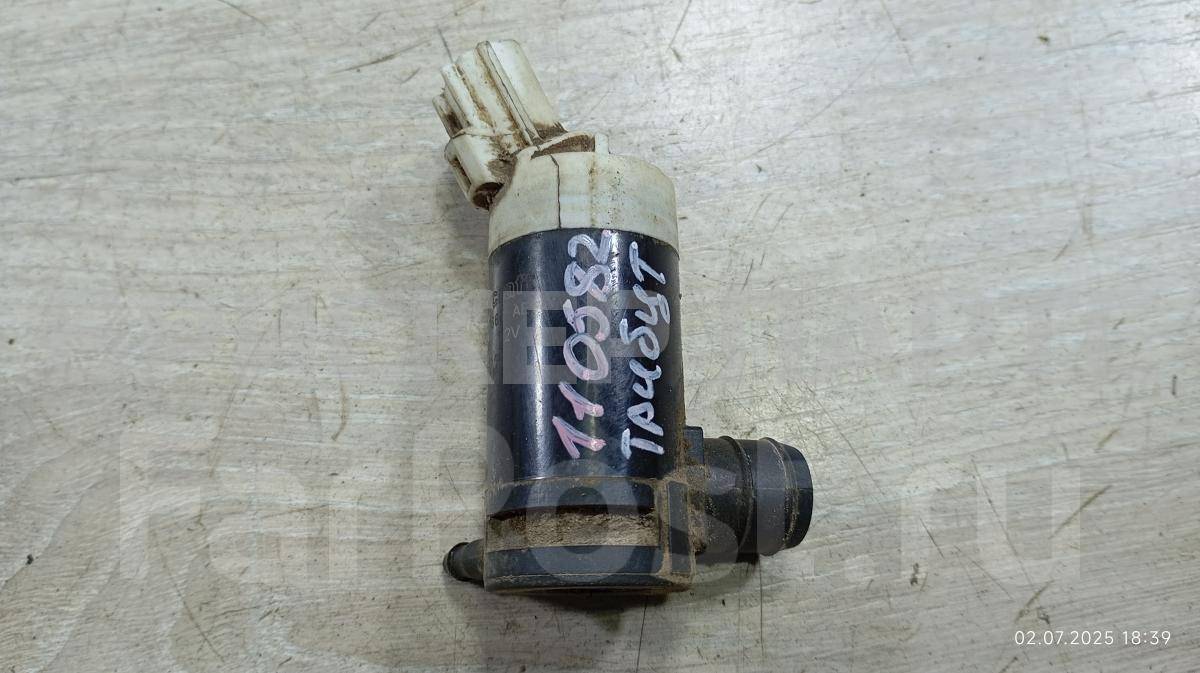 Насос, моторчик бачка омывателя на Мазда Трибьют 1 серия EP F7C6-17664-AB