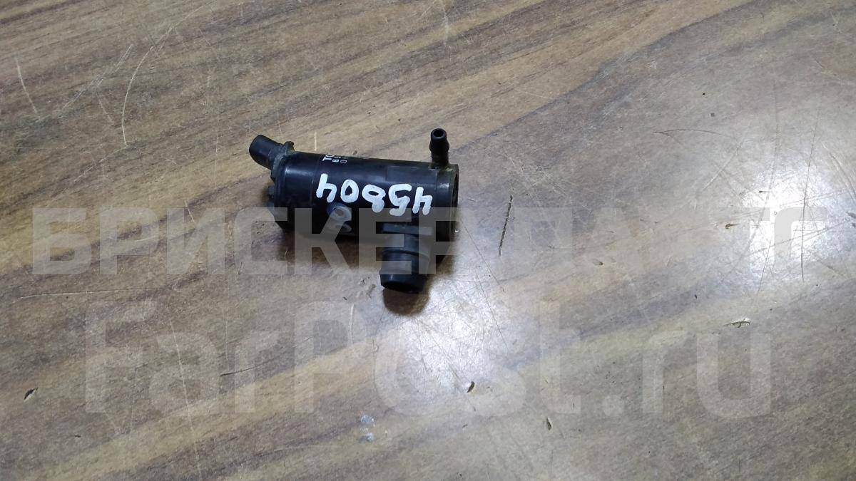 Насос бачка омывателя на Тойота Лэнд Крузер 100 8533035070