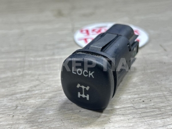 Кнопка включения полного привода 4WD на Мазда Трибьют 1 серия EP YL8414B116ABW
