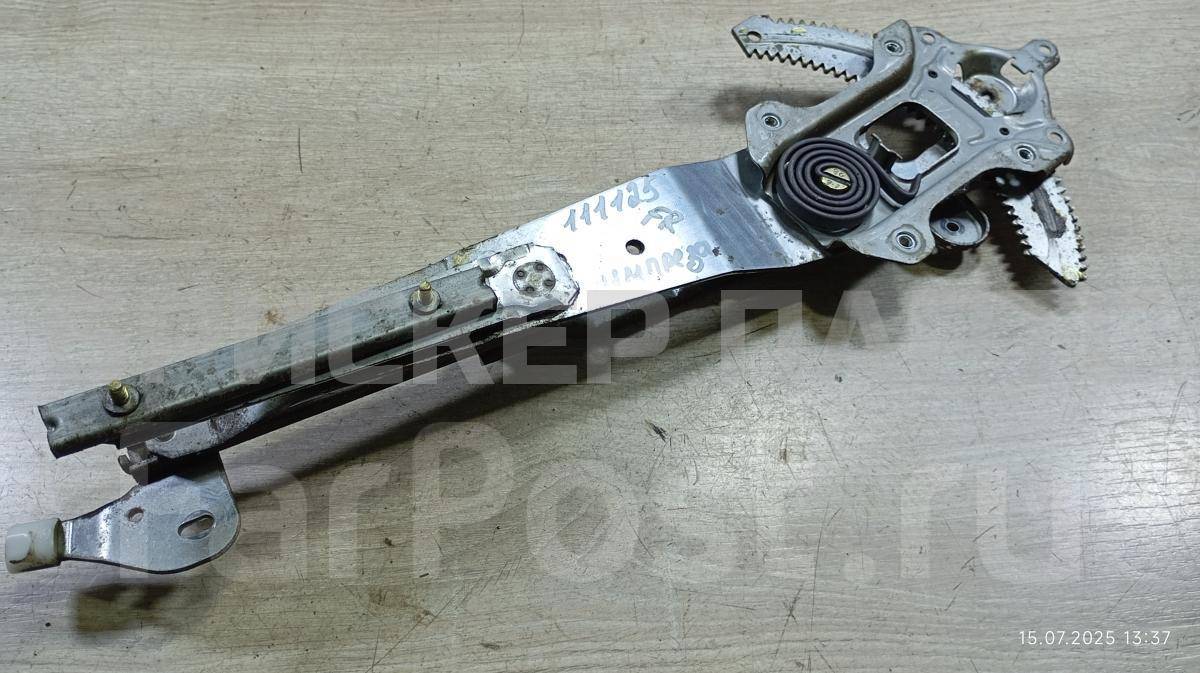 Стеклоподъемник электрический правый передний на Субару Импреза 2 поколение (GG,GD /G11) 61222FE020