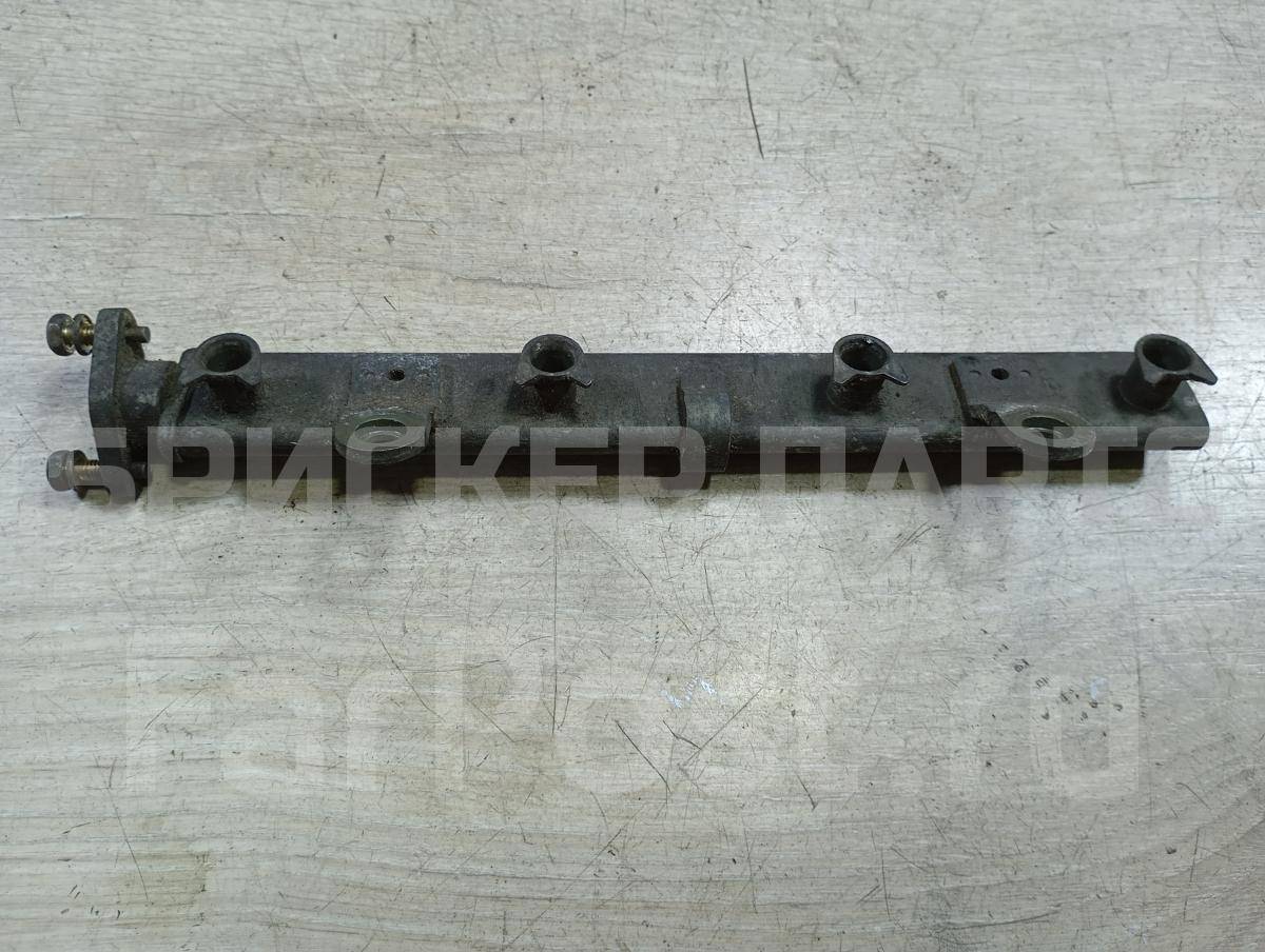 Рейка топливная (рампа) на Митсубиси Кольт VI (Z20) MN153173