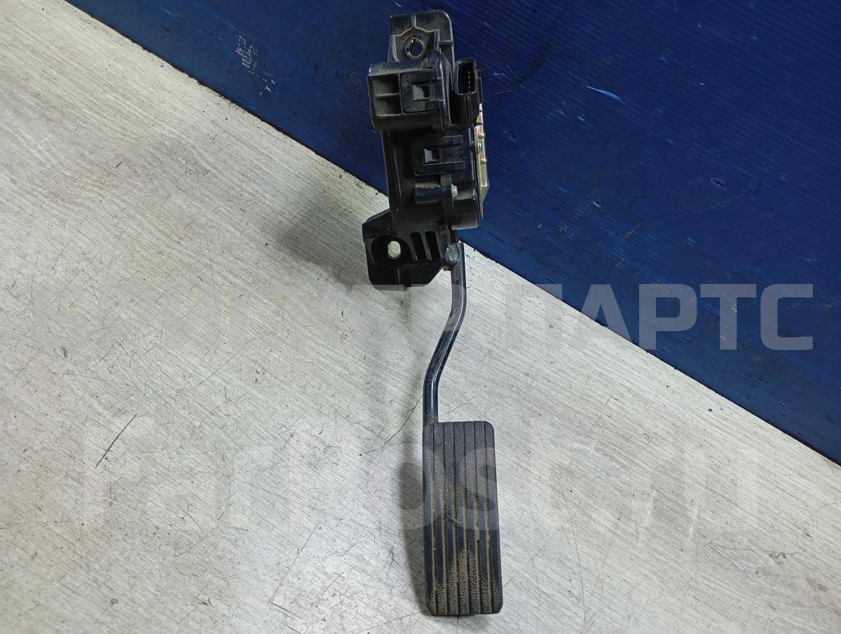 Педаль газа (акселератора) электронная на Митсубиси Кольт VI (Z20) MR977514