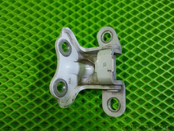 Петля двери задней левой верхняя для Хендай Акцент 2 поколение ТагАЗ