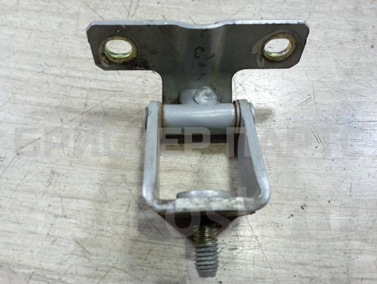 Петля багажника левая на Митсубиси Кольт VI (Z20) 5802A483