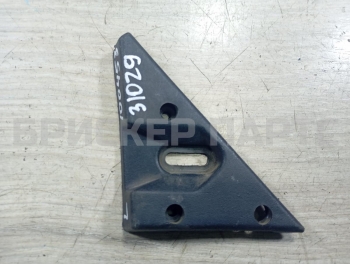 Крышка зеркала внутренняя левая (уголок) на ГАЗ Волга 3110 31029-8201275