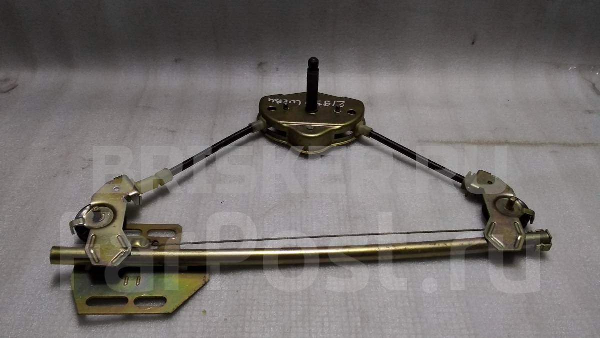 Стеклоподъемник механический левый задний на Шевроле Нива 2123