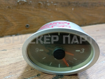 Часы на ВАЗ Лада Приора 2170, 2171, 2172 21700380401000