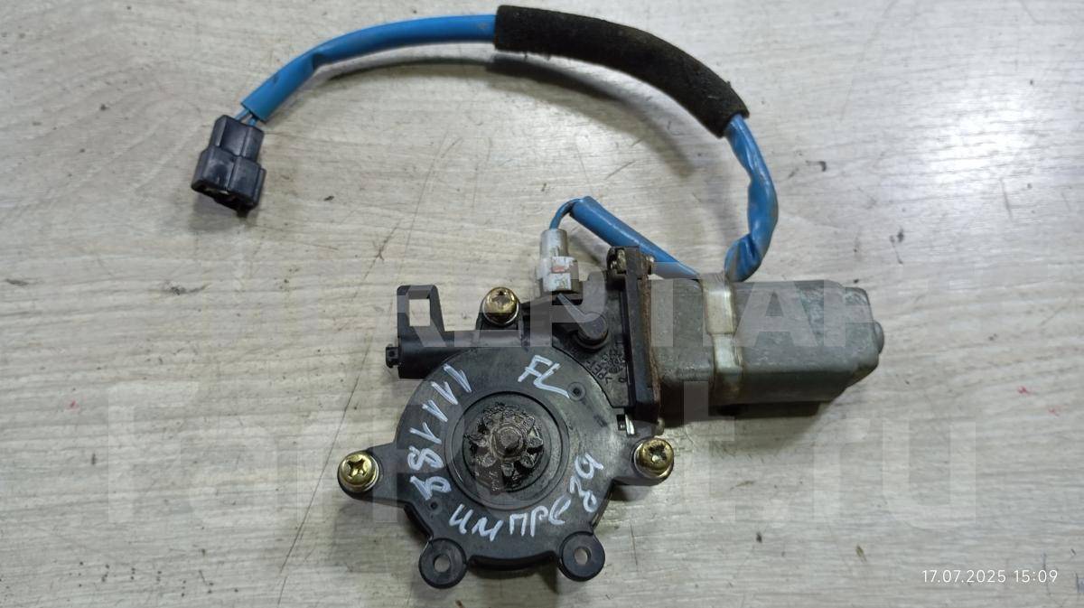 Моторчик стеклоподъемника передний левый на Субару Импреза 2 поколение (GG,GD /G11) 61188FE031