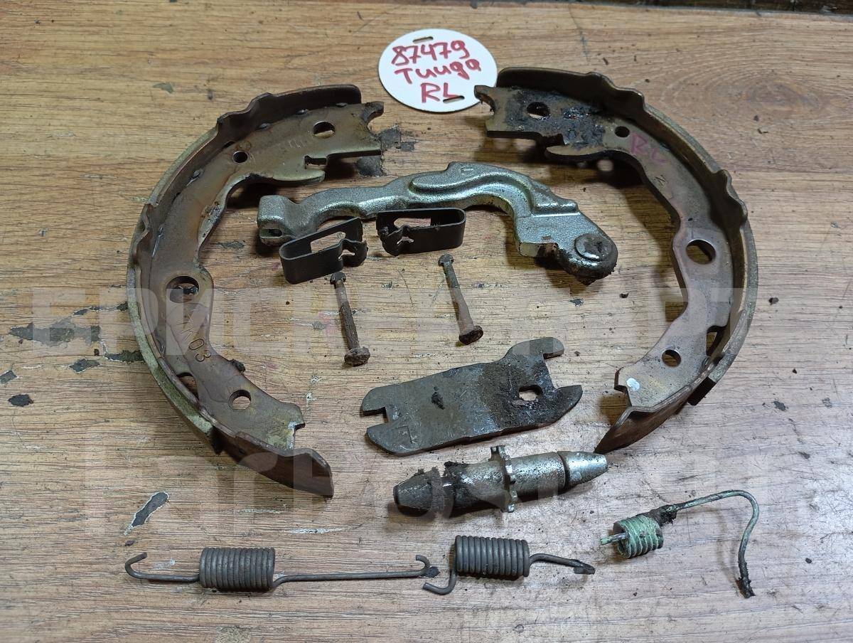 Механизм стояночного тормоза на Ниссан Тиида 1 поколение C11 44060CY025